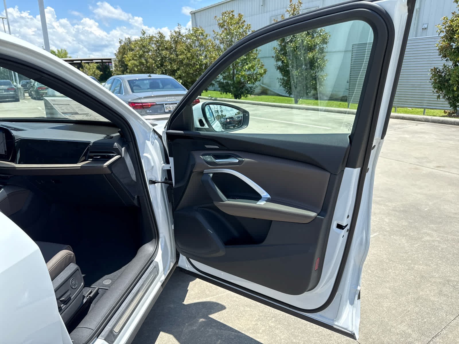 2025 Audi Q5 Premium Plus - Photo 13