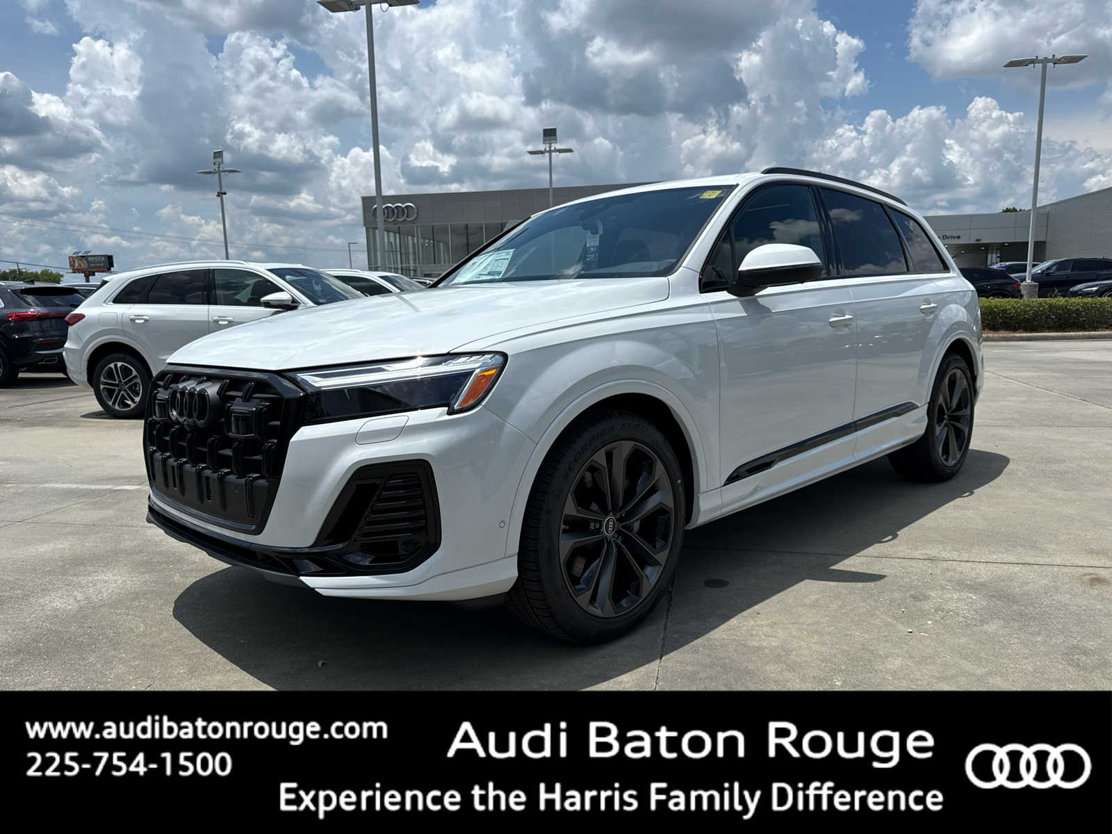 New 2025 Audi Q7 55 Premium Plus SUV