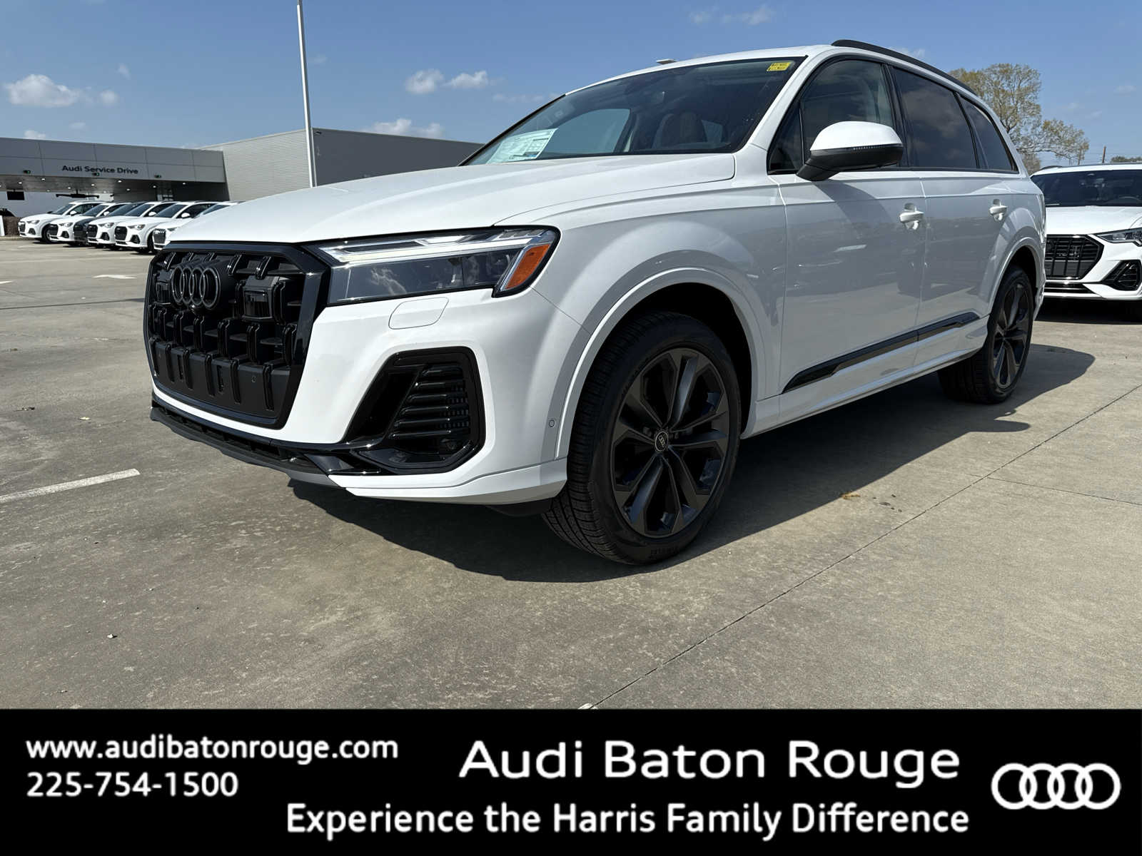 New 2025 Audi Q7 55 Premium Plus SUV