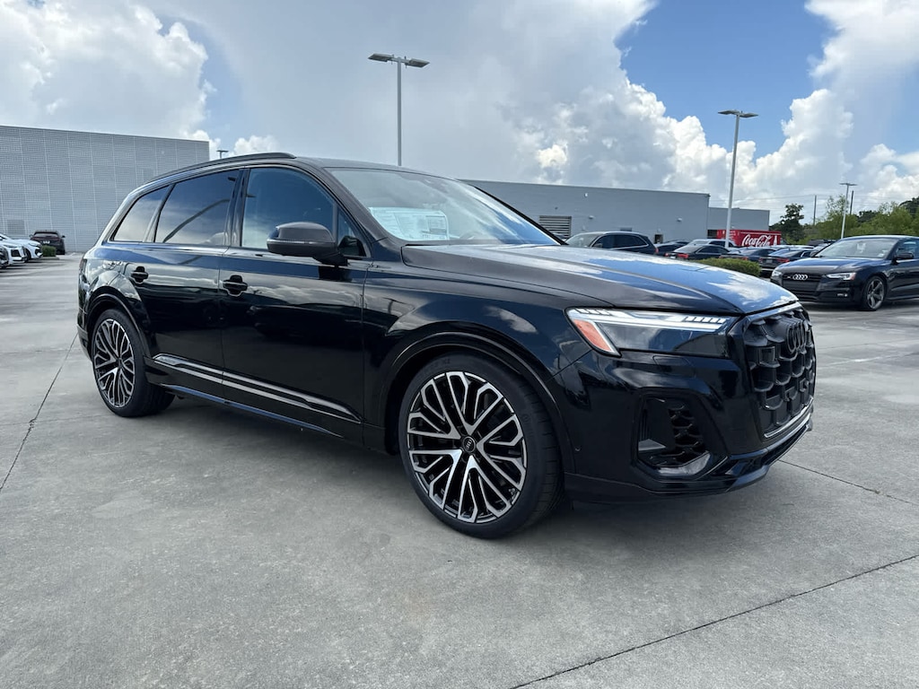 New 2025 Audi SQ7 4.0T Prestige SUV