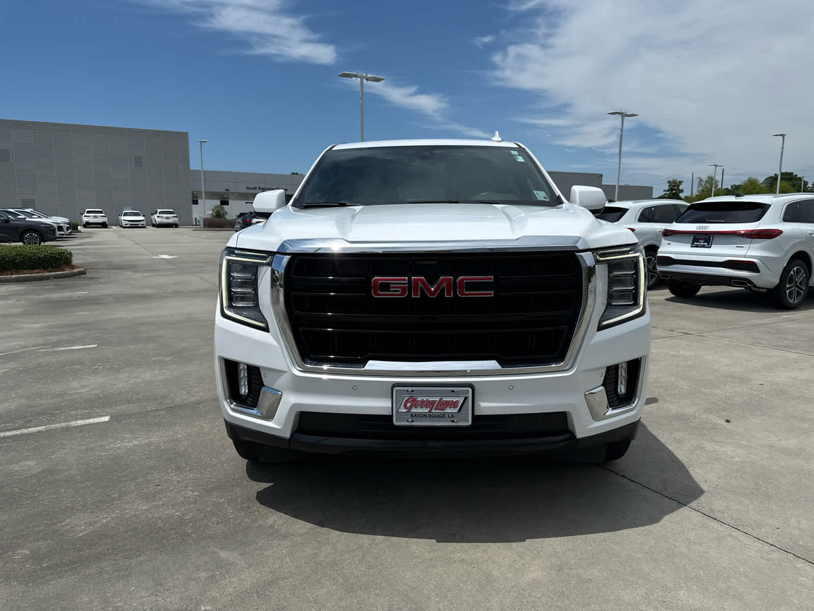 Used 2022 GMC Yukon XL SLE SUV