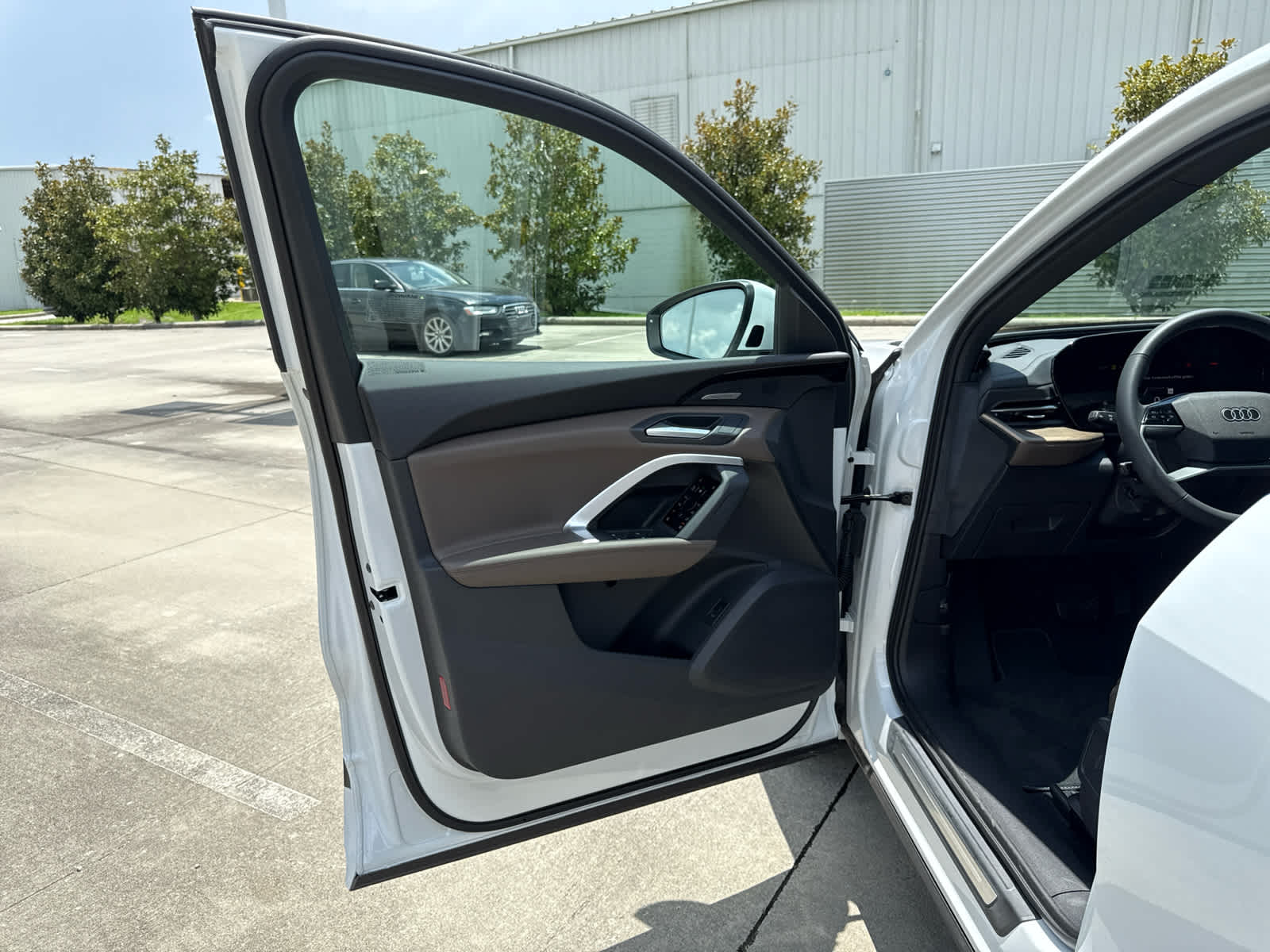 2025 Audi Q5 Premium Plus - Photo 23