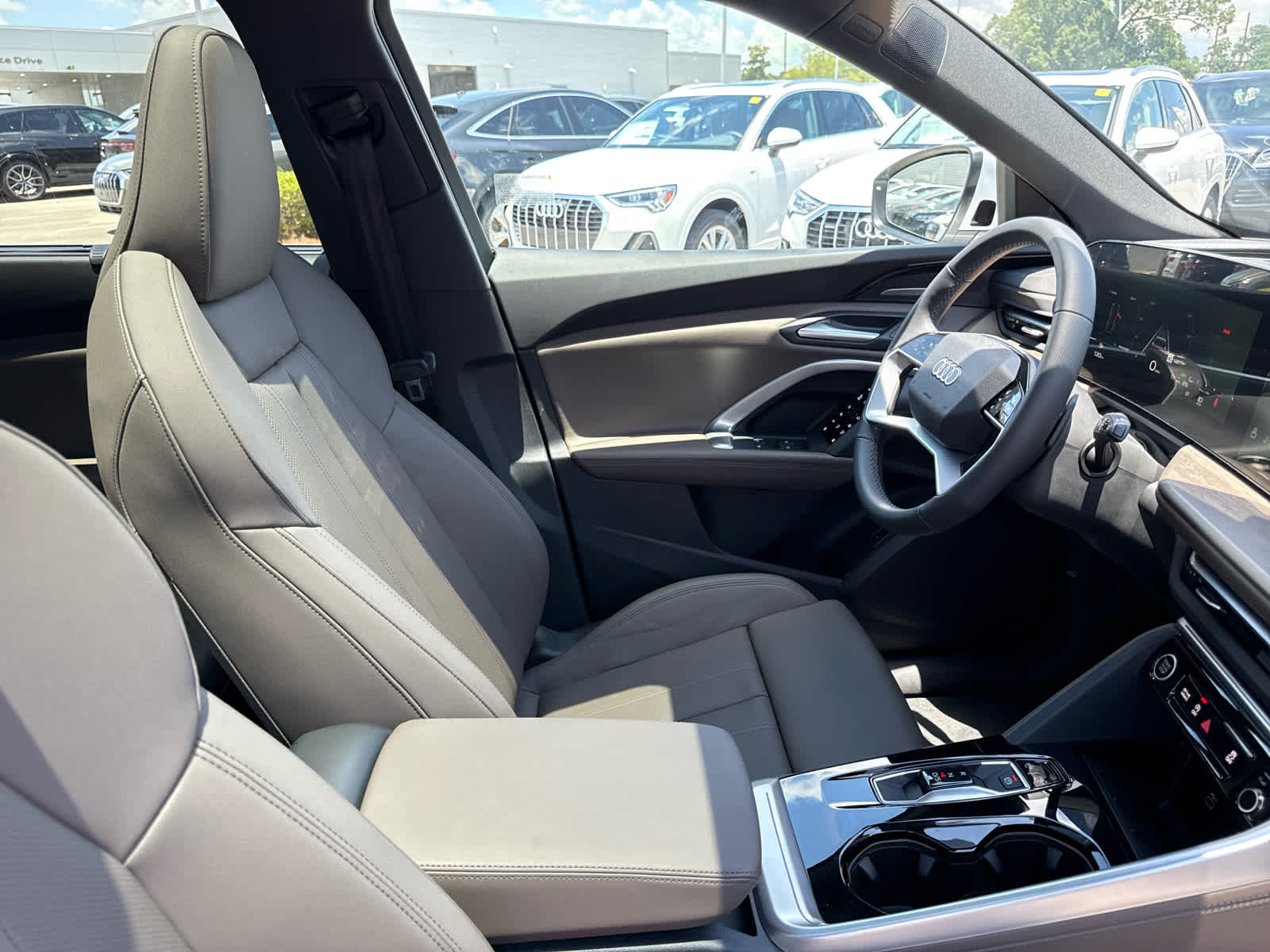 2025 Audi Q5 Premium Plus - Photo 15