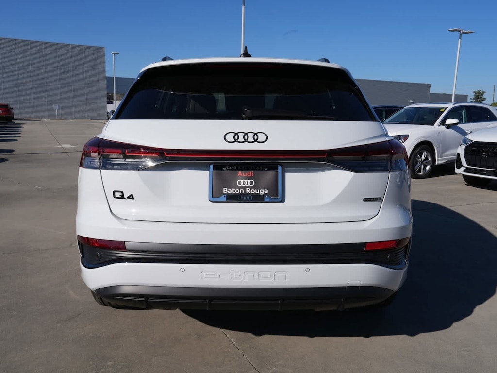New 2025 Audi Q4 e-tron 55 Premium SUV