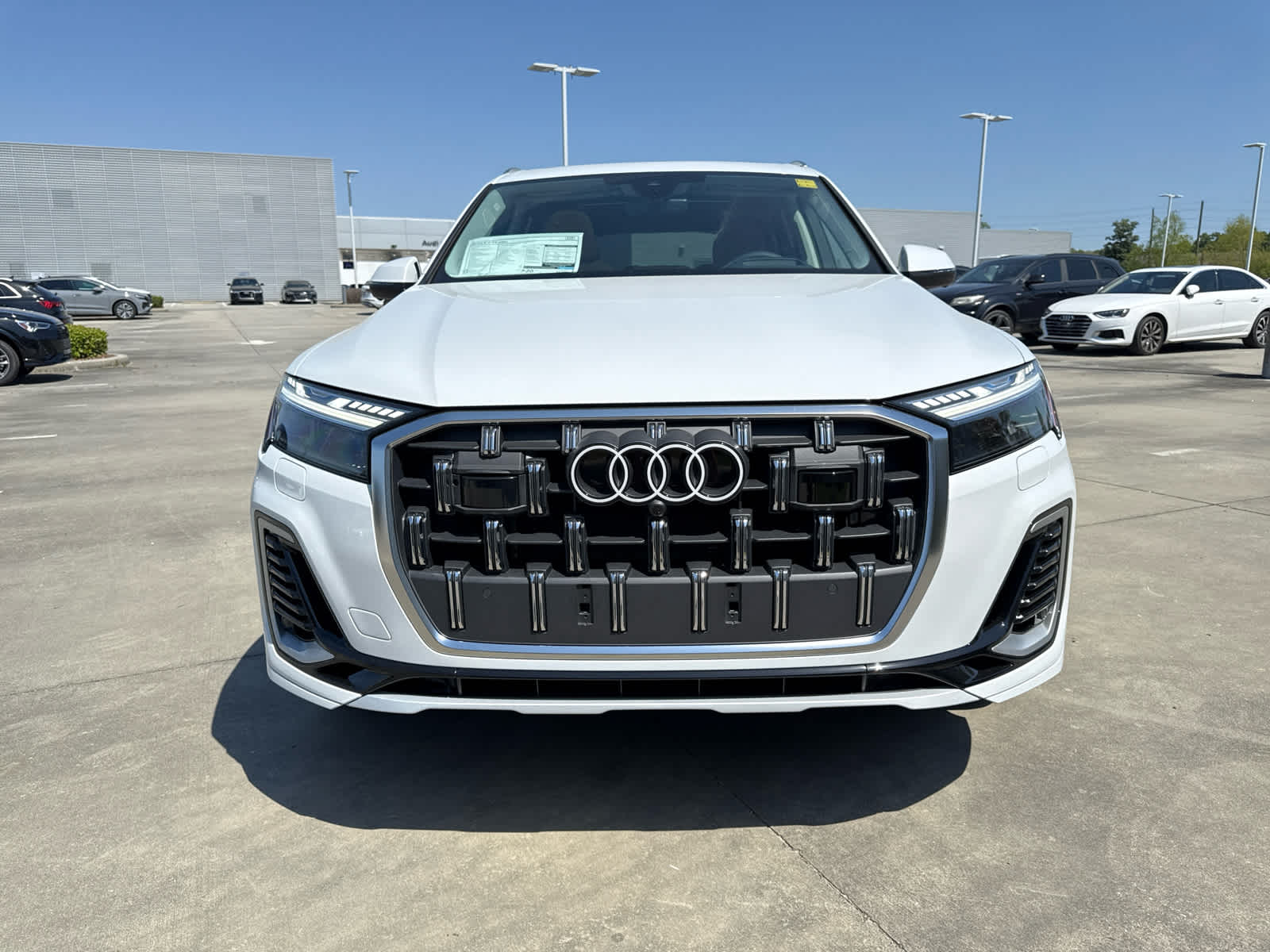 New 2025 Audi Q7 55 Prestige SUV