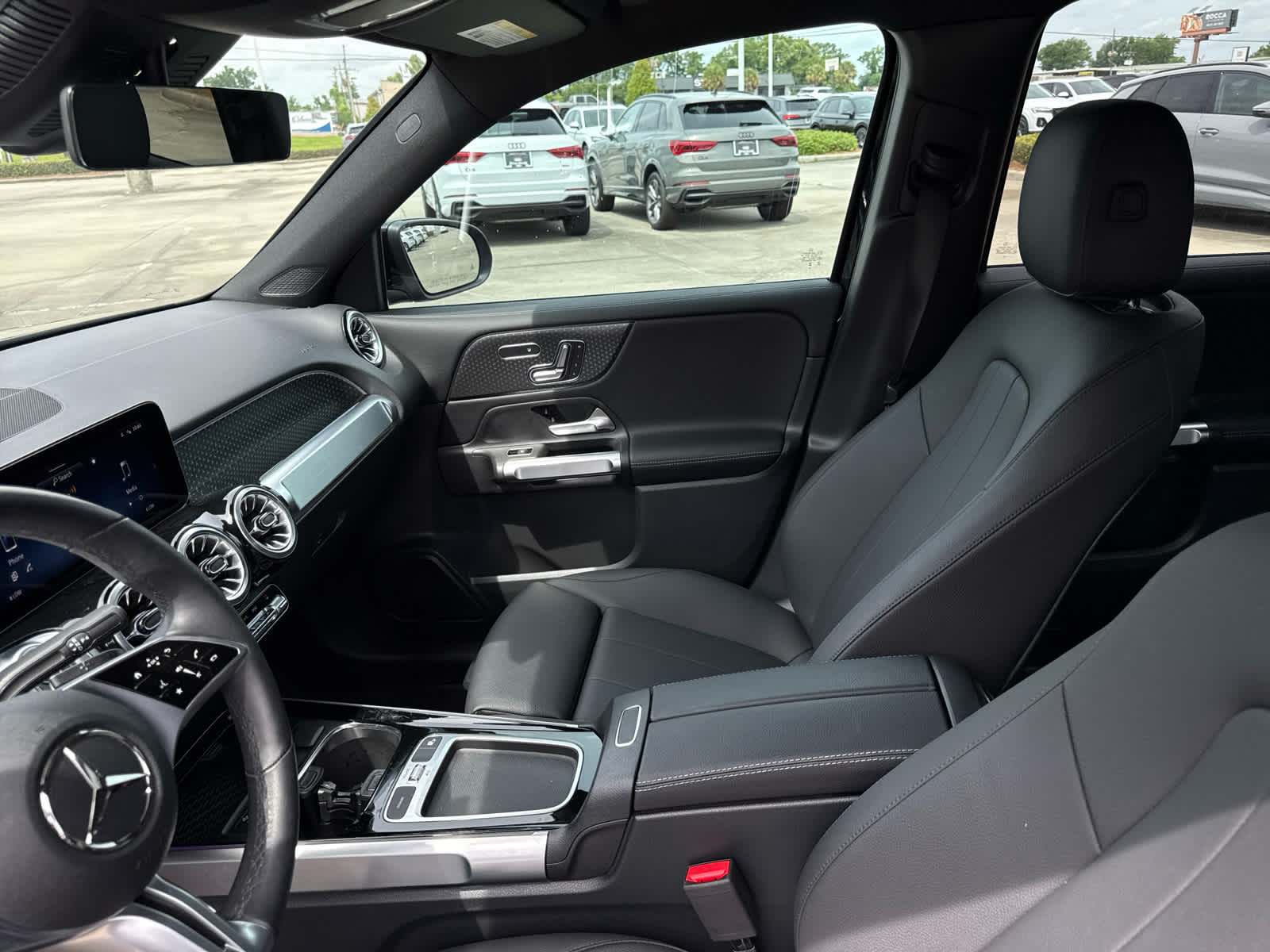 2024 Mercedes-Benz GLB Base - Photo 25