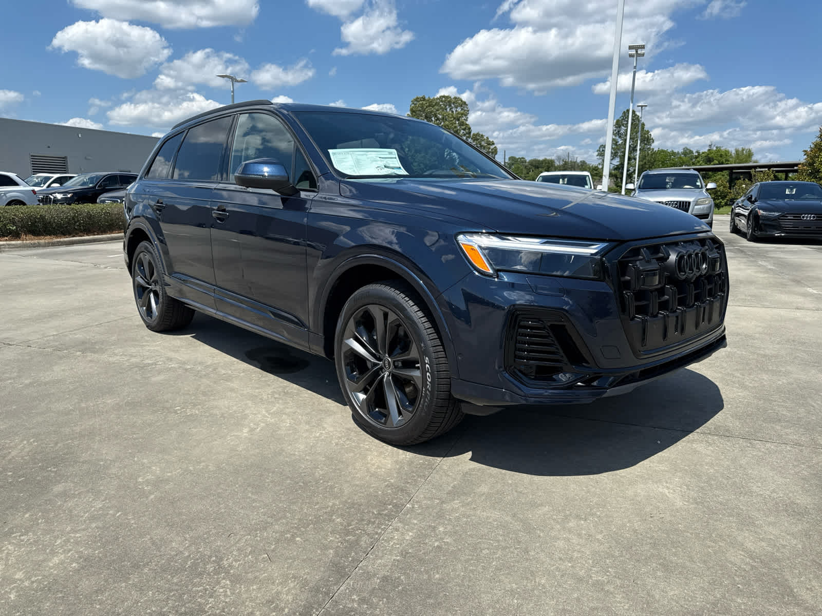 New 2025 Audi Q7 55 Premium Plus SUV