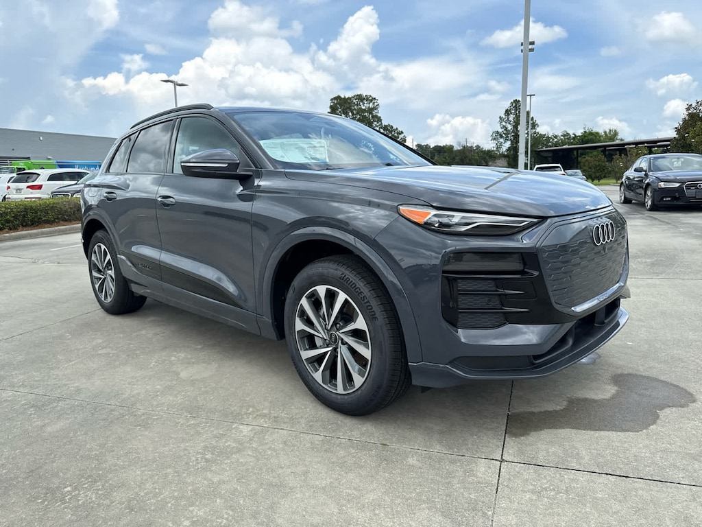 New 2025 Audi Q6 e-tron Premium SUV