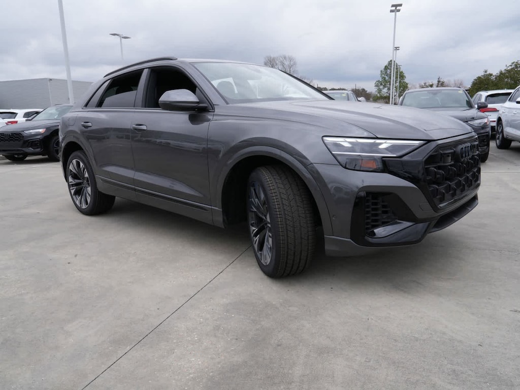 New 2025 Audi Q8 55 Premium SUV