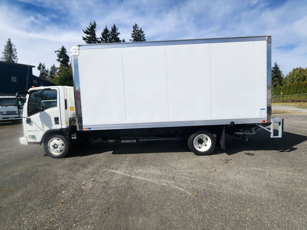 New 2025 Isuzu NPR-HD