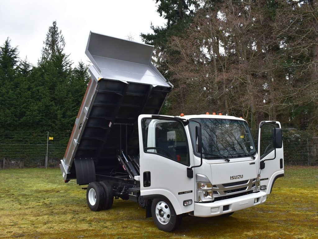 New 2024 Isuzu NPR Truck