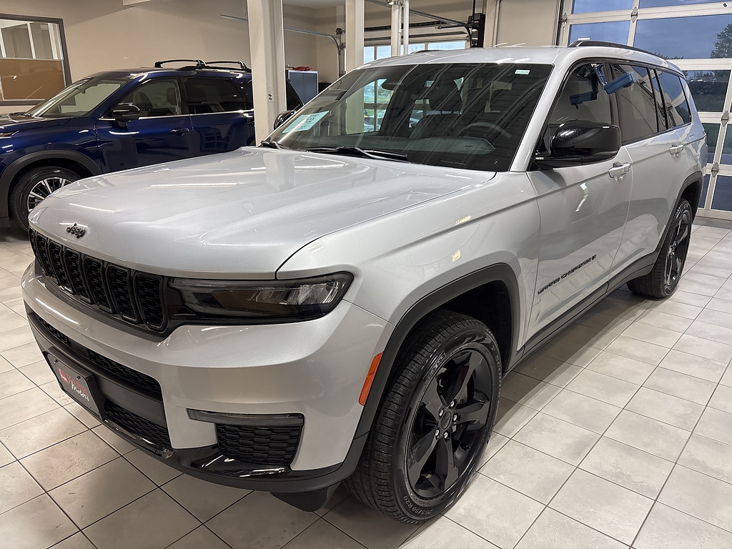 Used 2025 Jeep Grand Cherokee L Limited Sport Utility