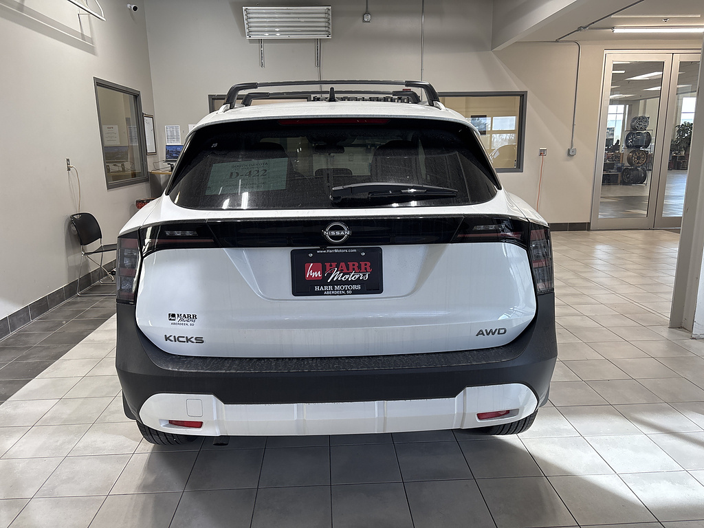 New 2027 Nissan Kicks SV Crossover