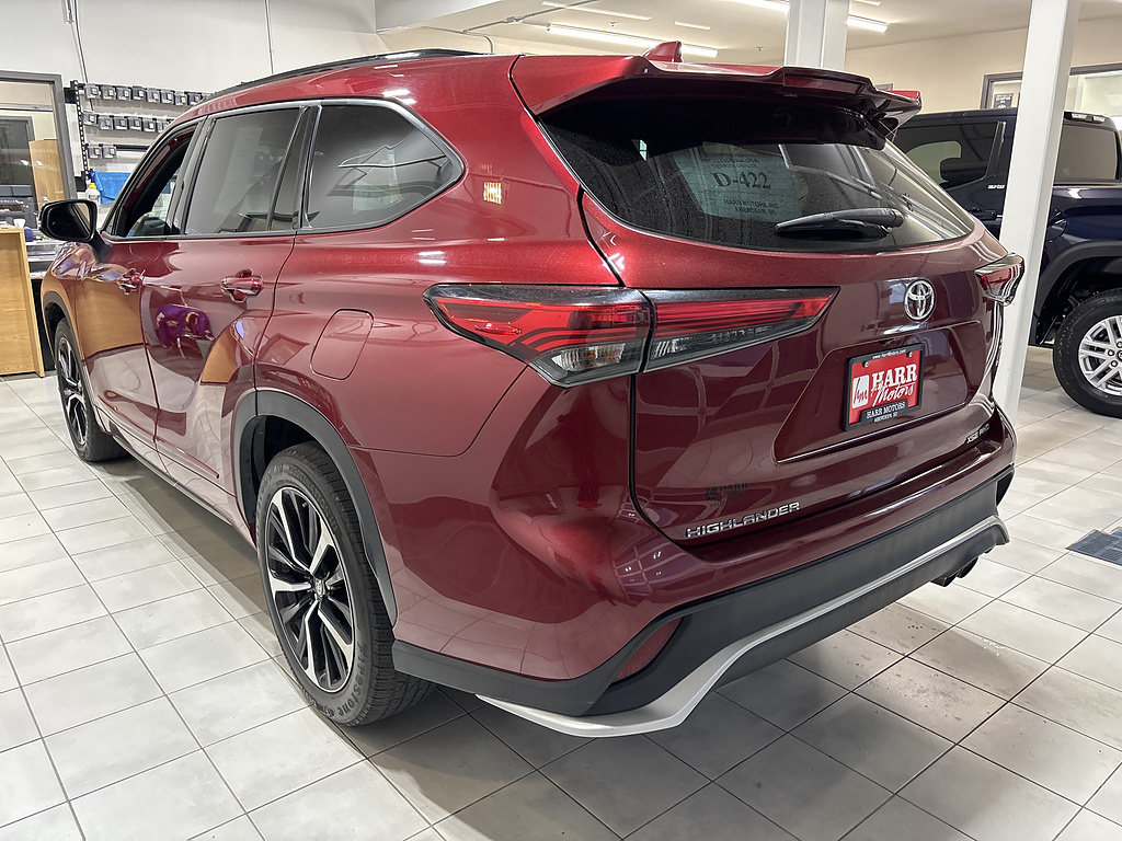 Used 2021 Toyota Highlander XSE Sport Utility