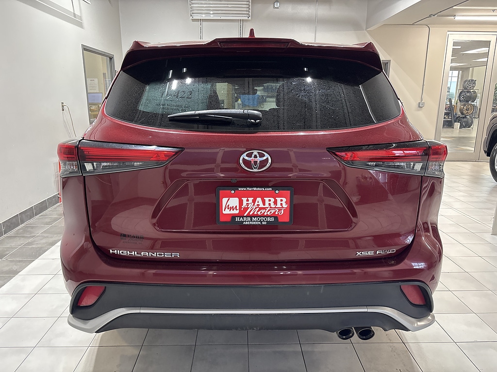 Used 2021 Toyota Highlander XSE Sport Utility