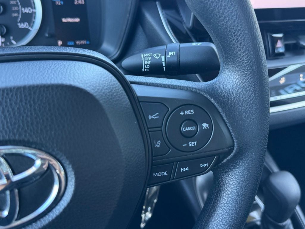 2022 Toyota Corolla LE - Photo 41