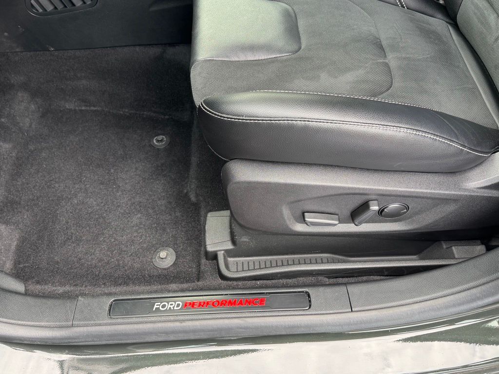 2022 Ford Edge ST - Photo 37