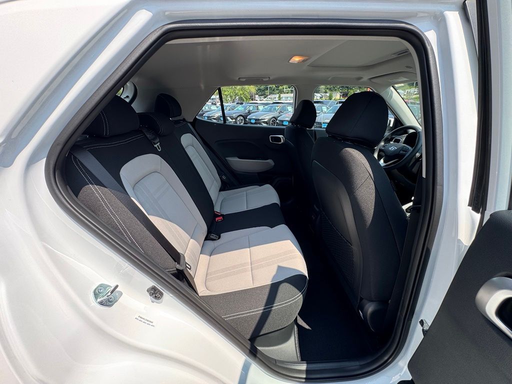 2026 Hyundai Venue SEL - Photo 22