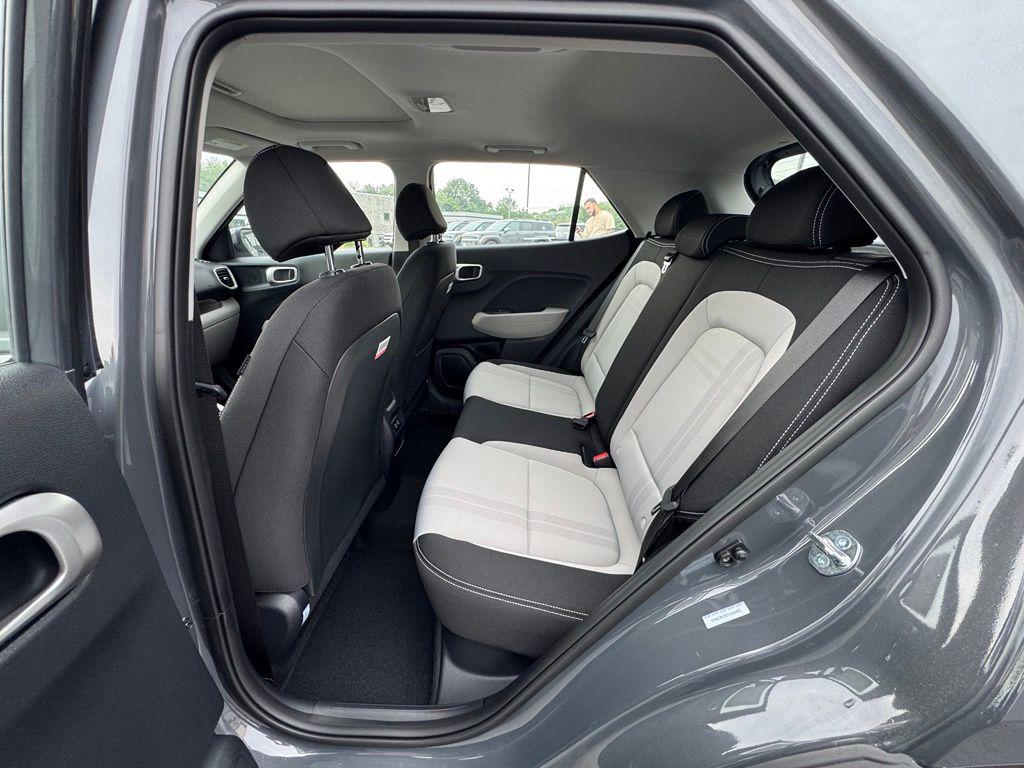 2026 Hyundai Venue SEL - Photo 8