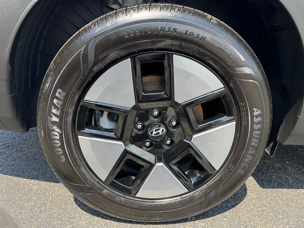 2026 Hyundai Santa Fe SE - Photo 10