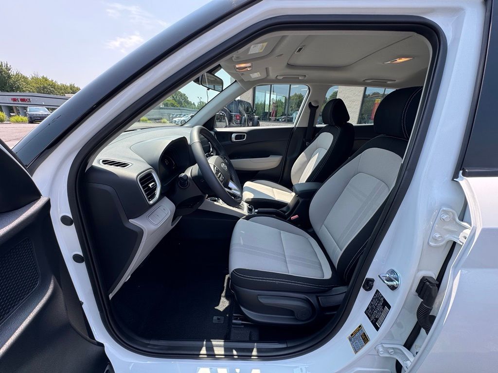 2026 Hyundai Venue SEL - Photo 34