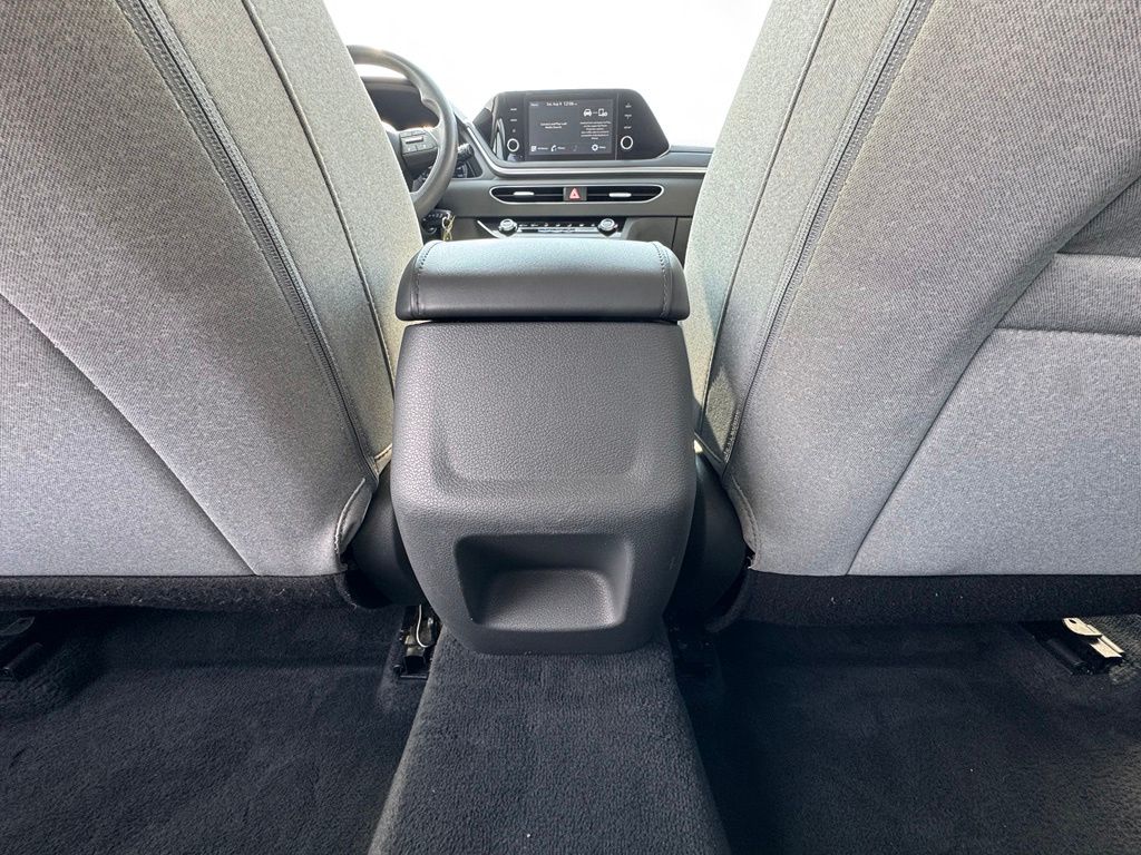 2021 Hyundai Sonata SE - Photo 12