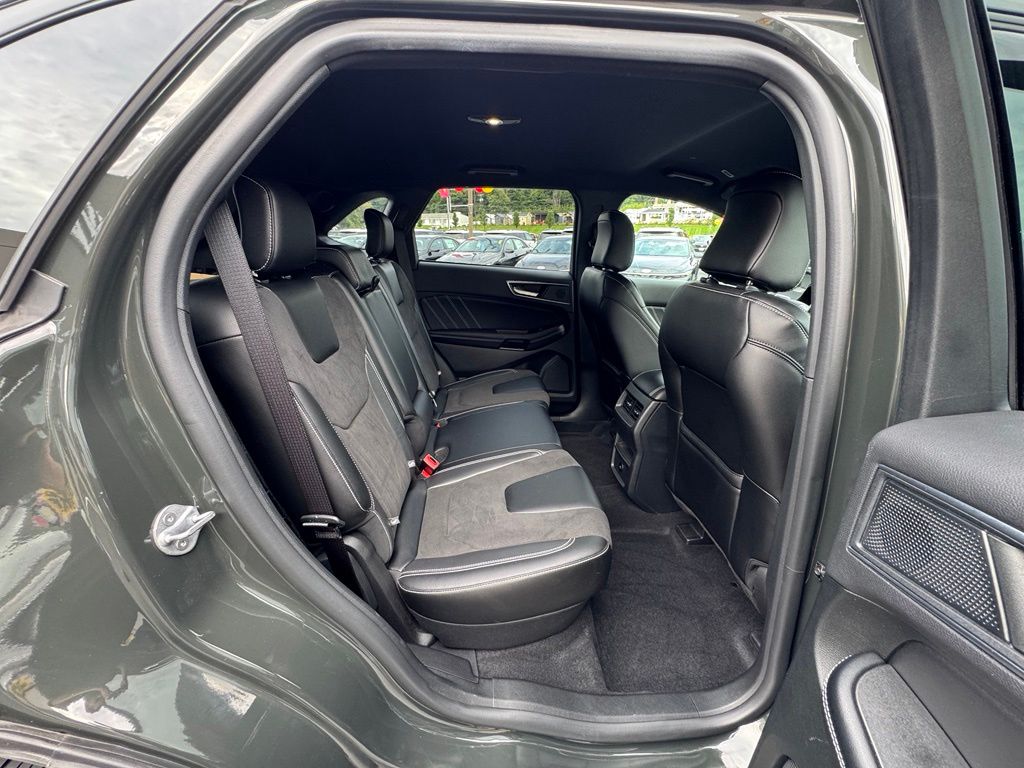 2022 Ford Edge ST - Photo 24