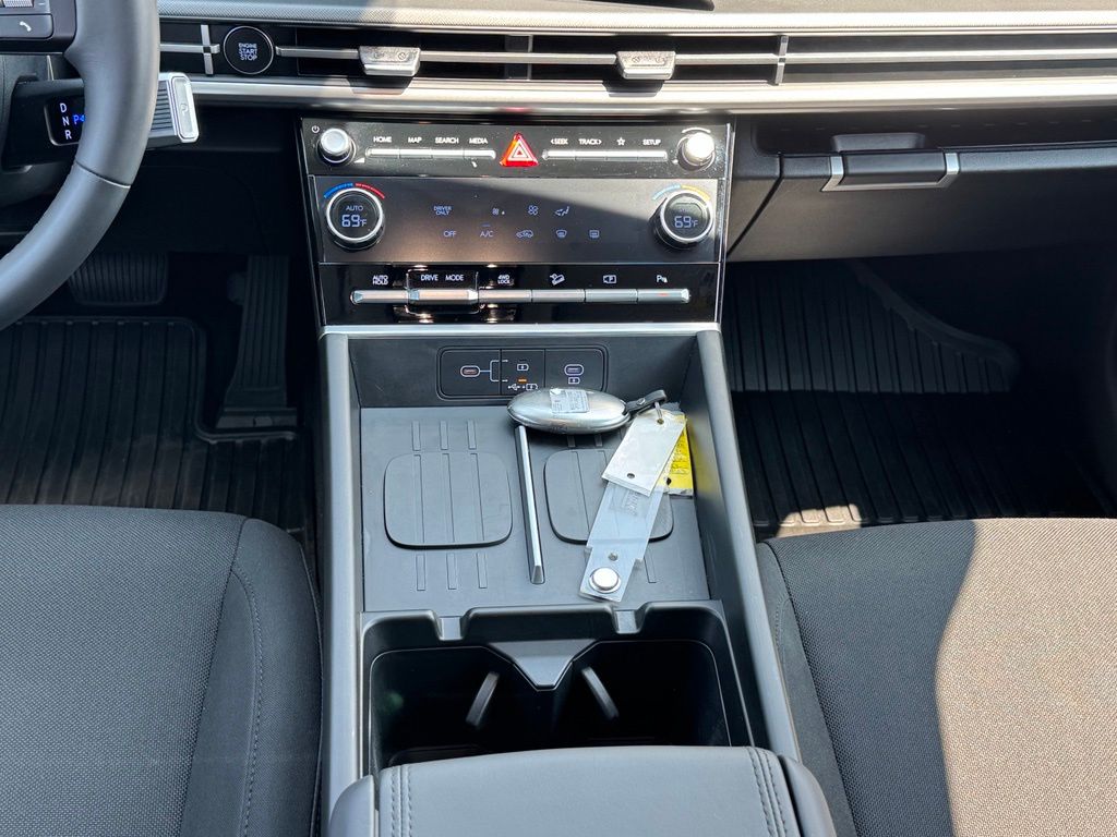 2026 Hyundai Santa Fe SE - Photo 24