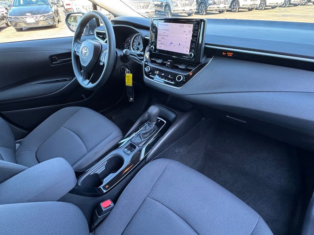 2022 Toyota Corolla LE - Photo 28