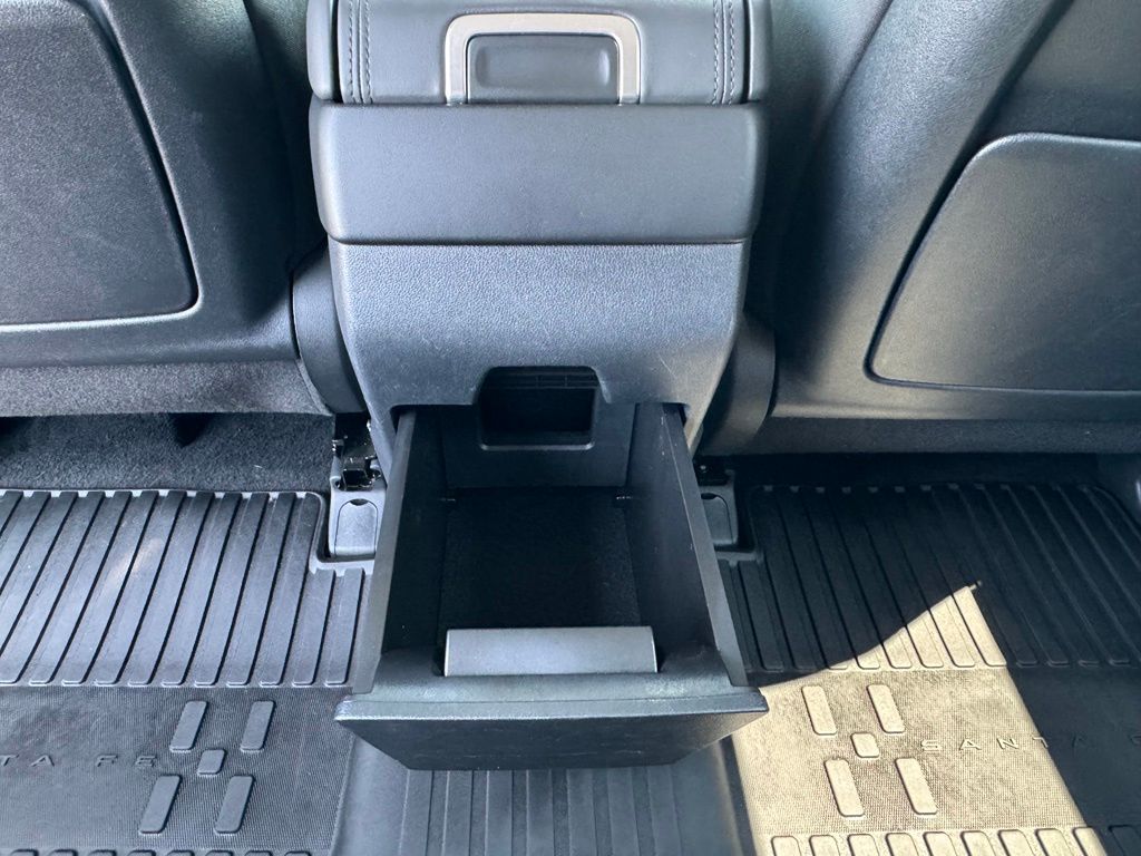 2026 Hyundai Santa Fe SE - Photo 18