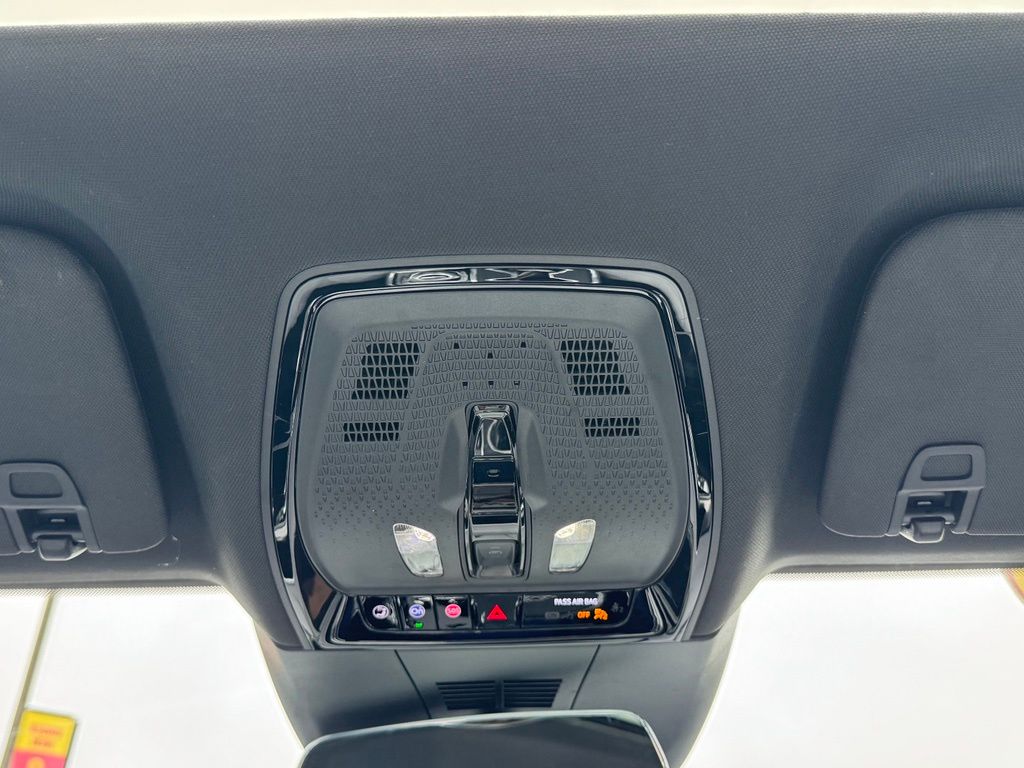 2025 Cadillac LYRIQ Sport 1 - Photo 22