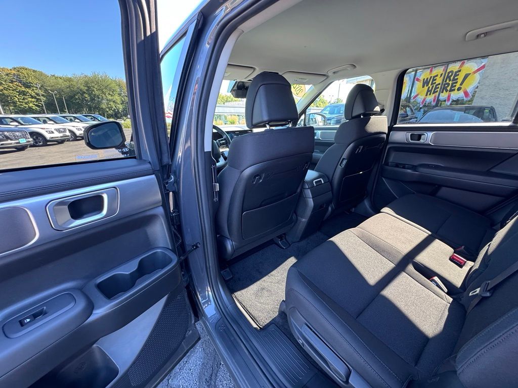 2026 Hyundai Santa Fe SE - Photo 12