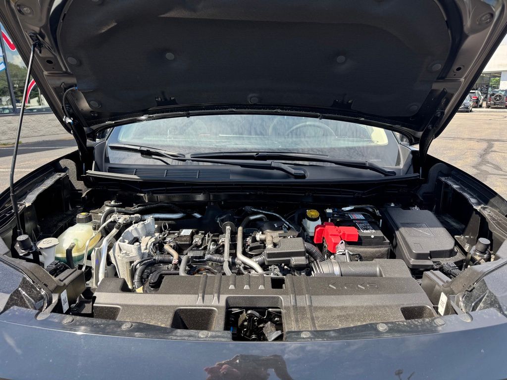 2025 Nissan Kicks SR AWD - Photo 29