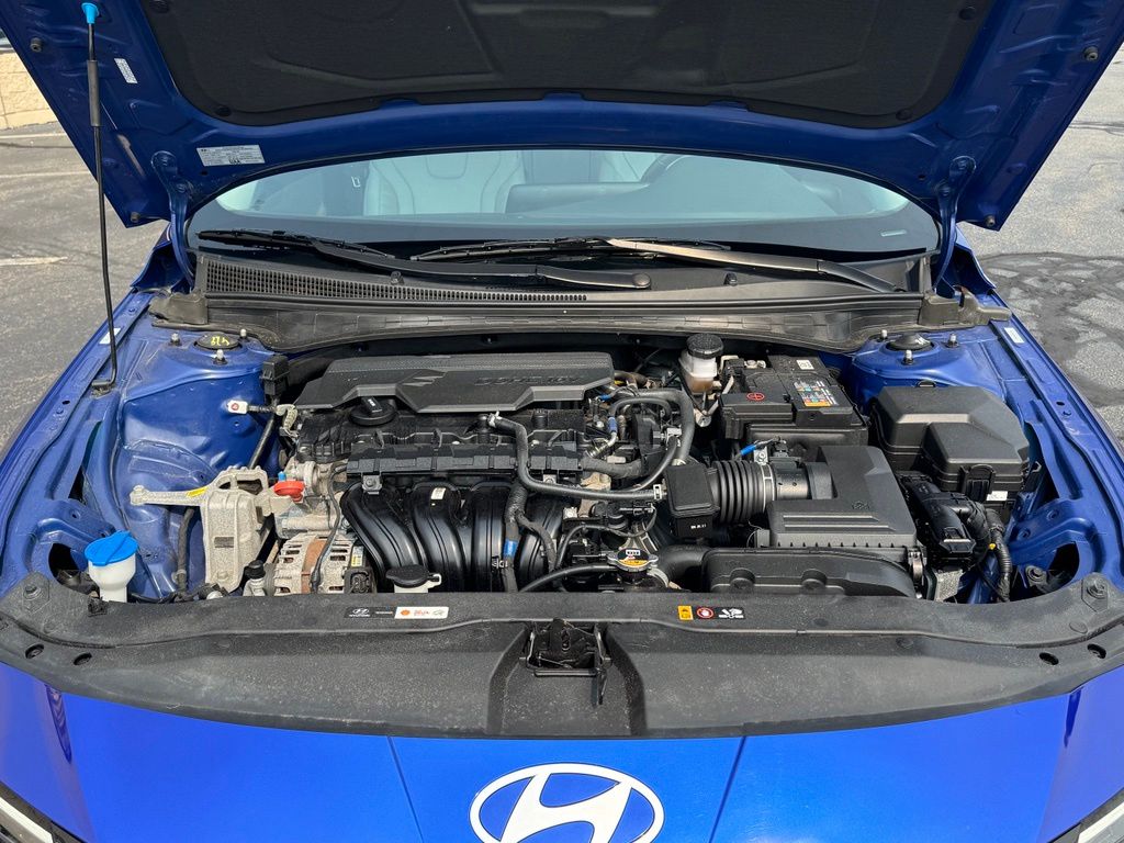 2024 Hyundai Elantra Limited - Photo 26