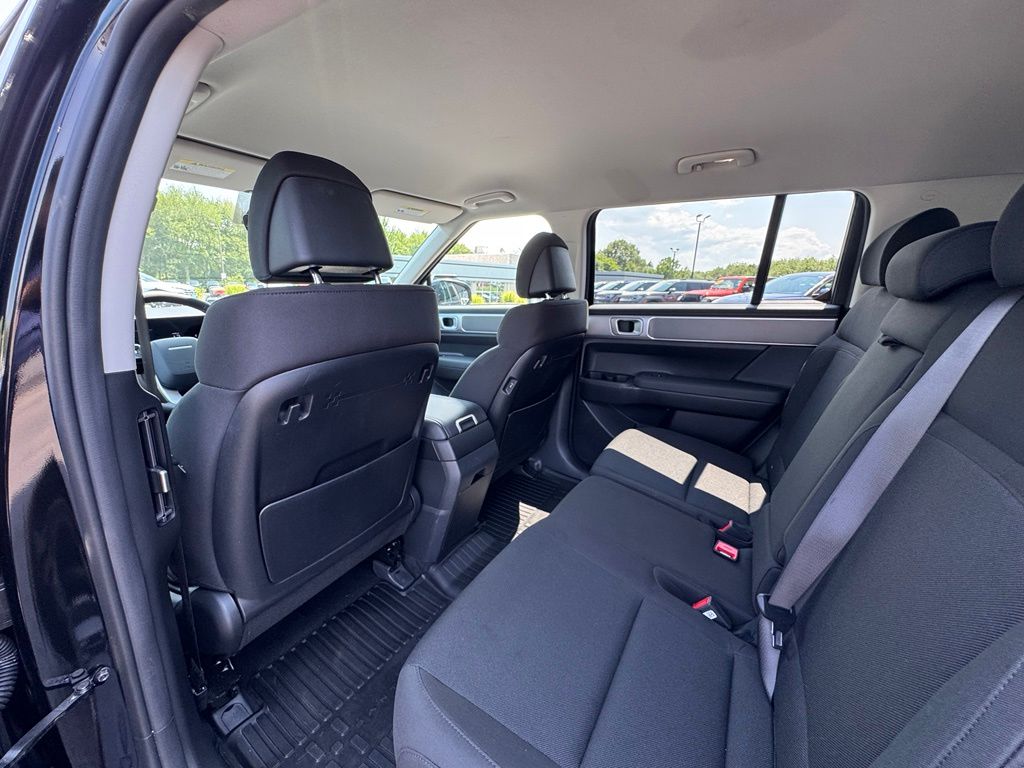 2026 Hyundai Santa Fe SE - Photo 13