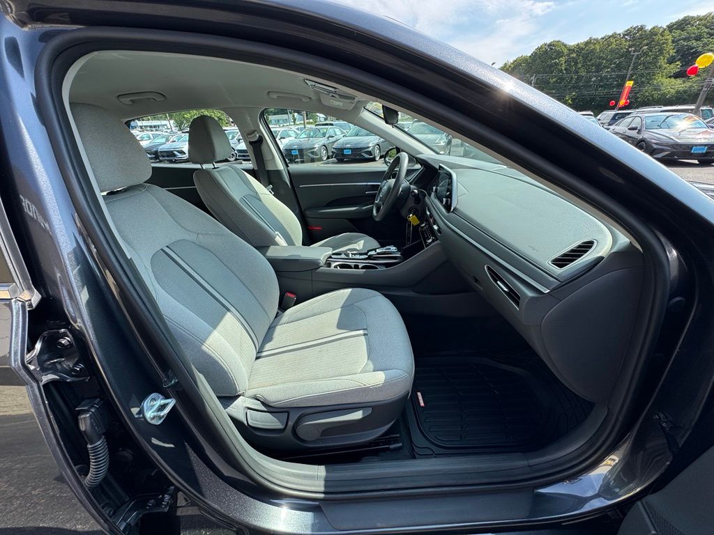 2021 Hyundai Sonata SE - Photo 24
