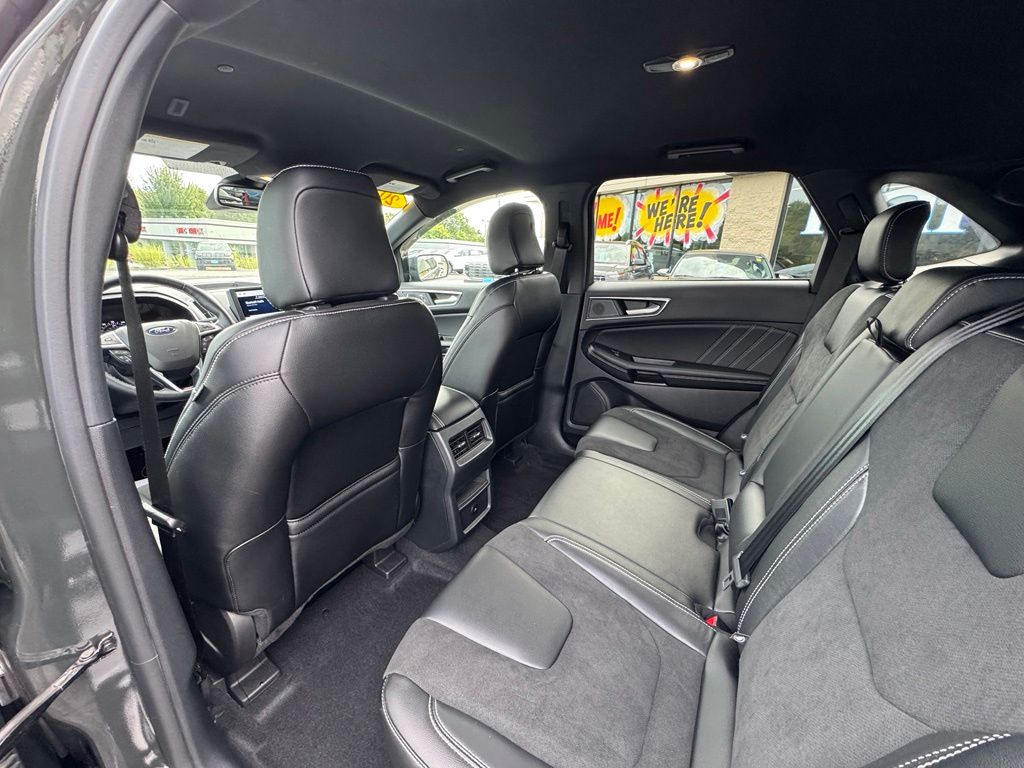 2022 Ford Edge ST - Photo 10