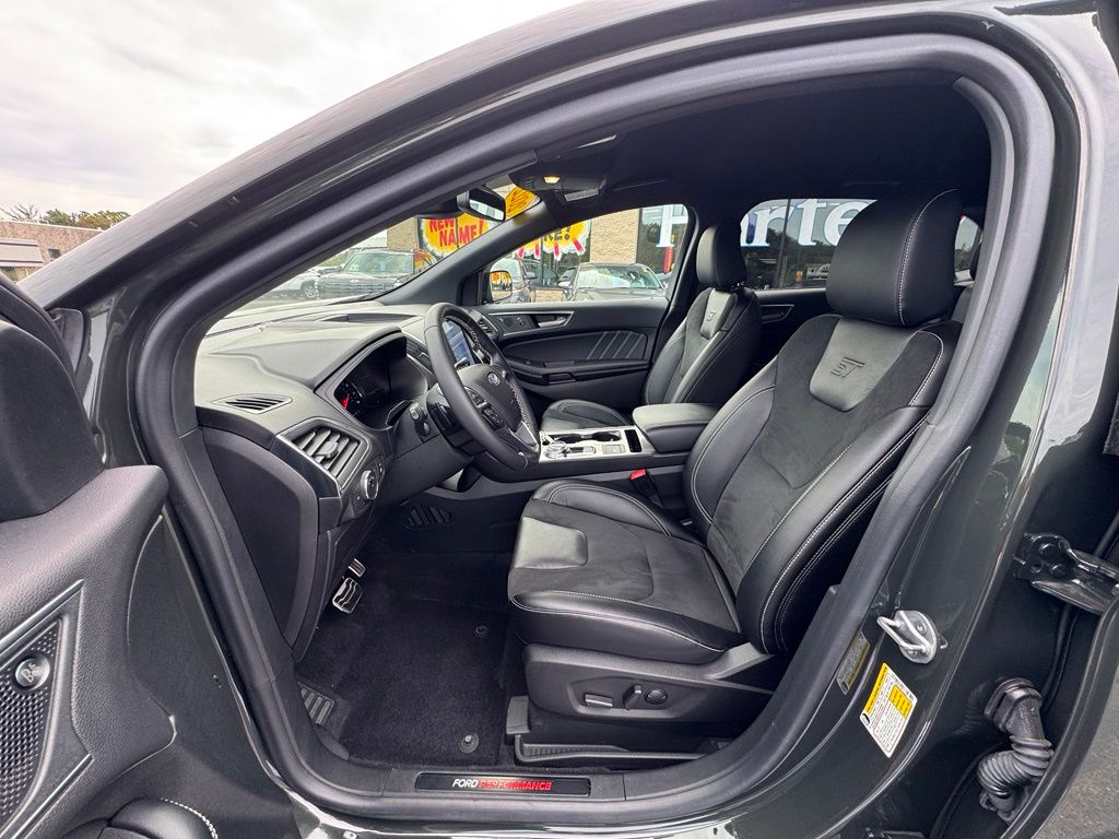 2022 Ford Edge ST - Photo 34