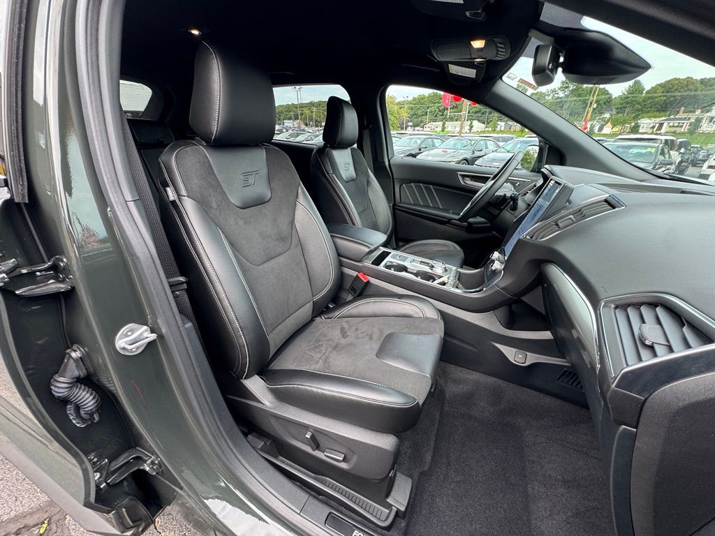 2022 Ford Edge ST - Photo 29