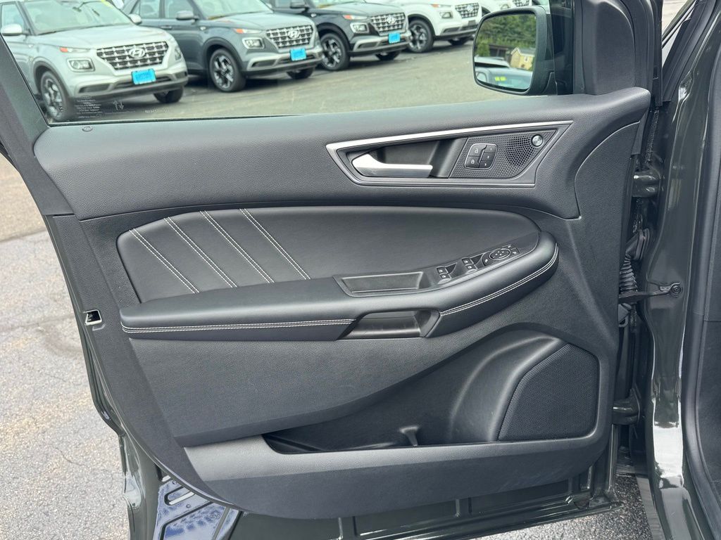 2022 Ford Edge ST - Photo 38