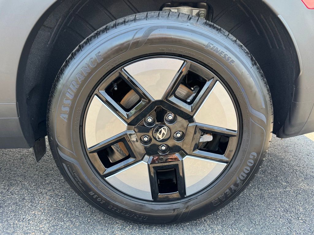 2026 Hyundai Santa Fe SE - Photo 9