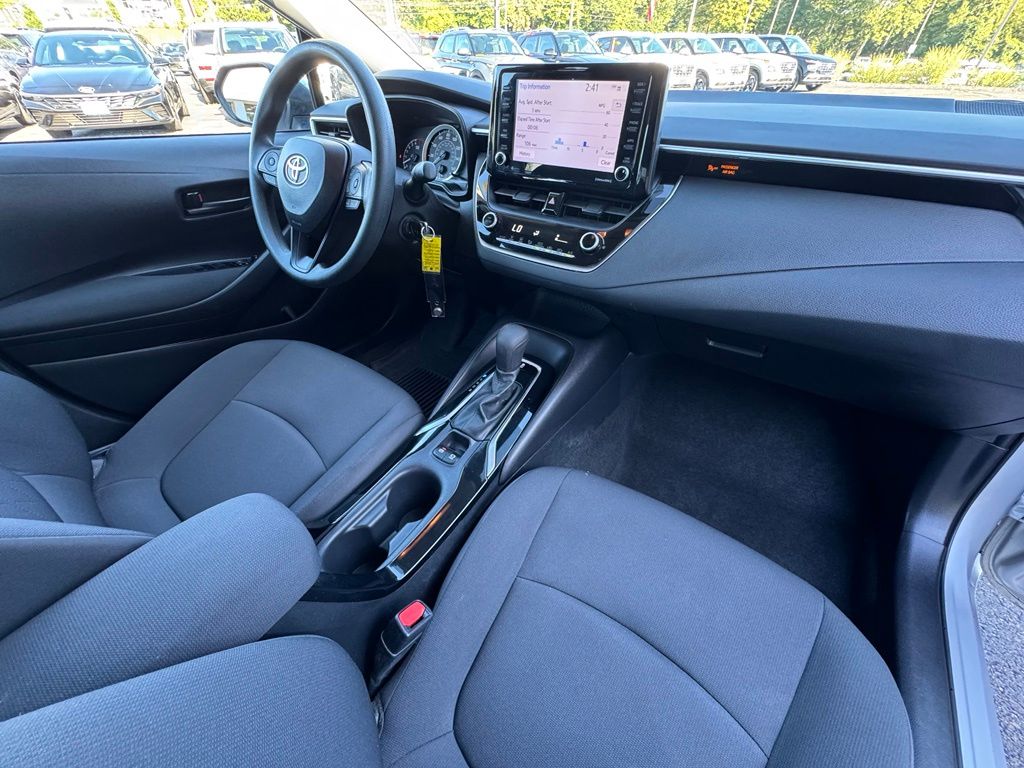 2022 Toyota Corolla LE - Photo 27