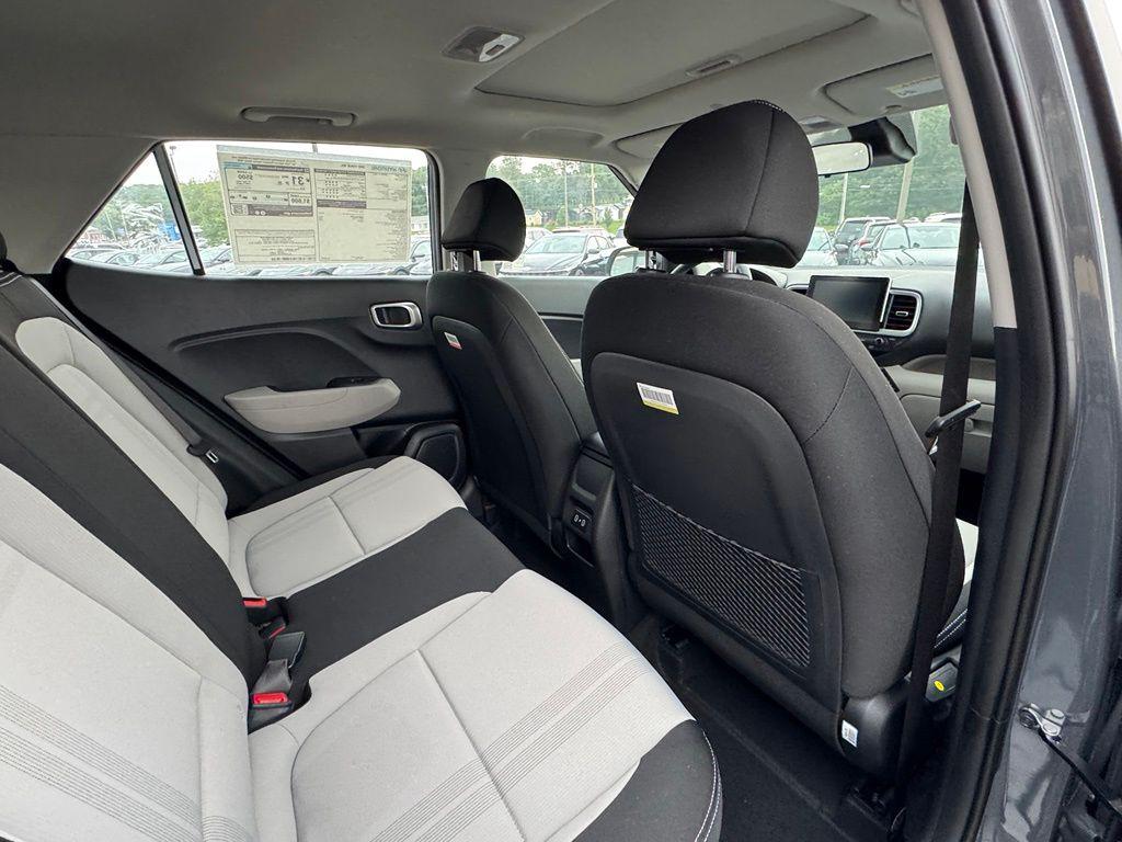 2026 Hyundai Venue SEL - Photo 15