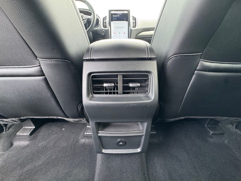 2022 Ford Edge ST - Photo 12