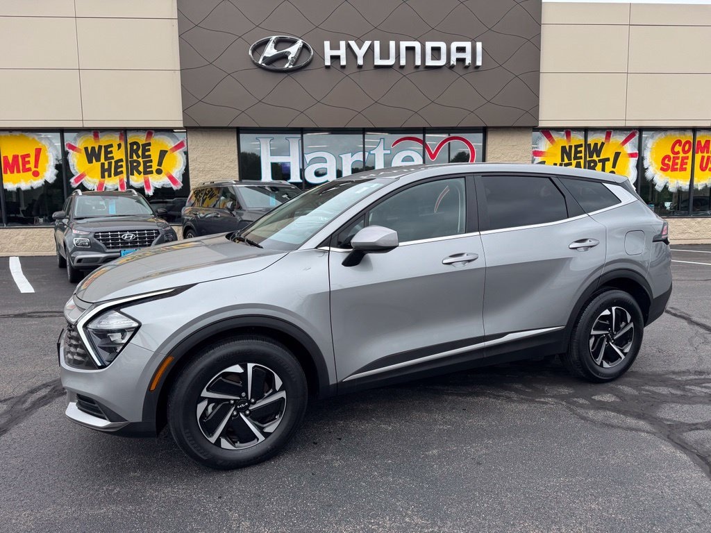 Used 2023 Kia Sportage Hybrid LX SUV
