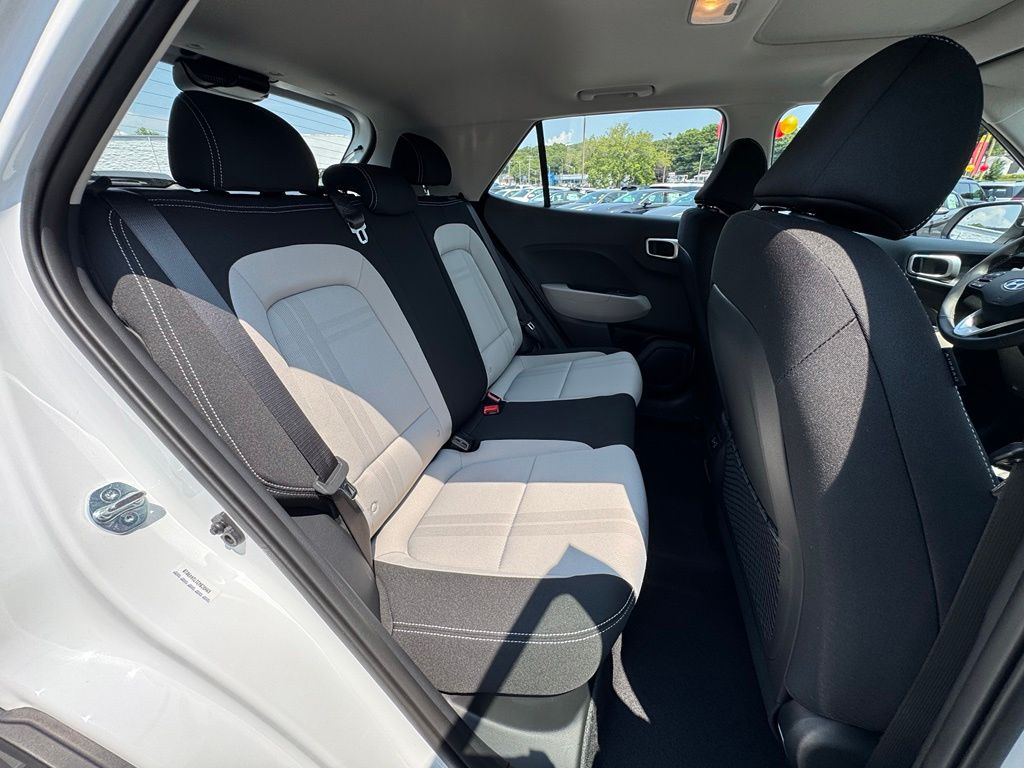 2026 Hyundai Venue SEL - Photo 23