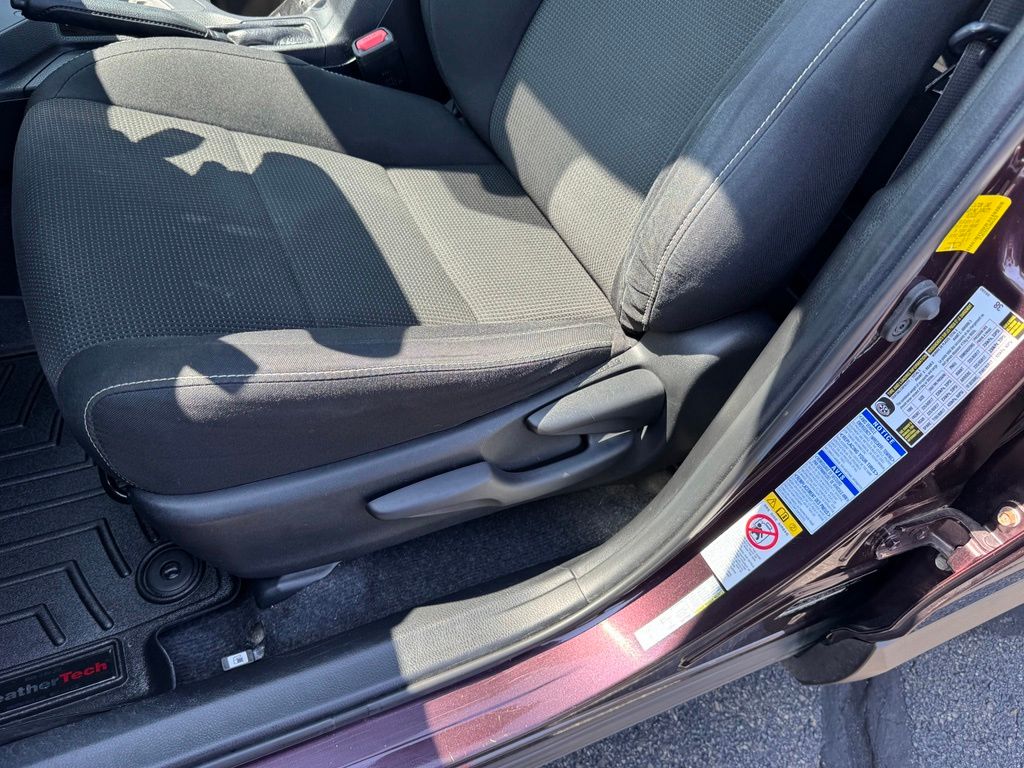 2018 Toyota RAV4 XLE - Photo 31