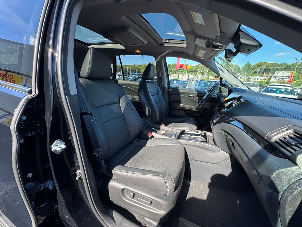 2021 Honda Pilot Elite - Photo 31
