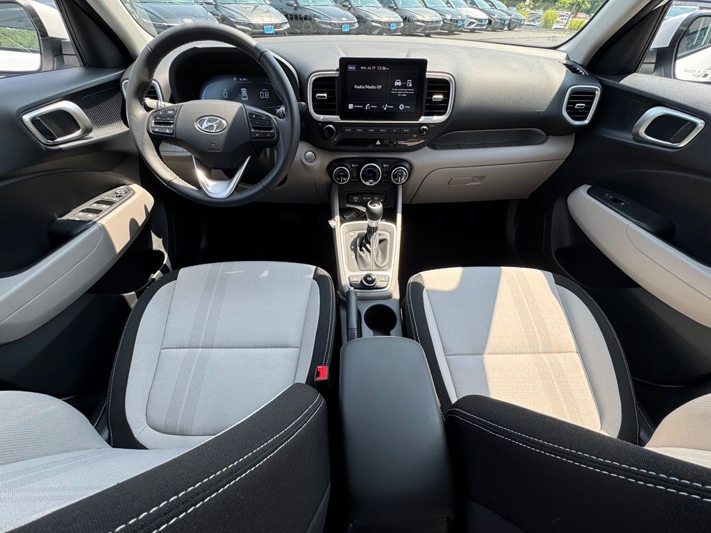 2026 Hyundai Venue SEL - Photo 13