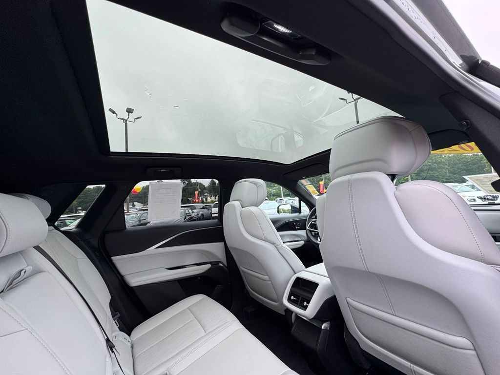 2025 Cadillac LYRIQ Sport 1 - Photo 29
